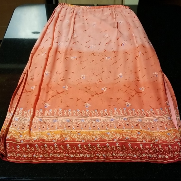 Requirements Maxi Skirt - Picture 3 of 9